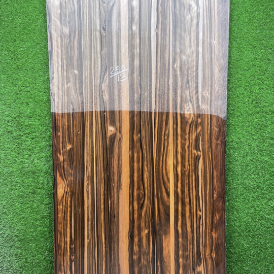 NATURAL EBONY